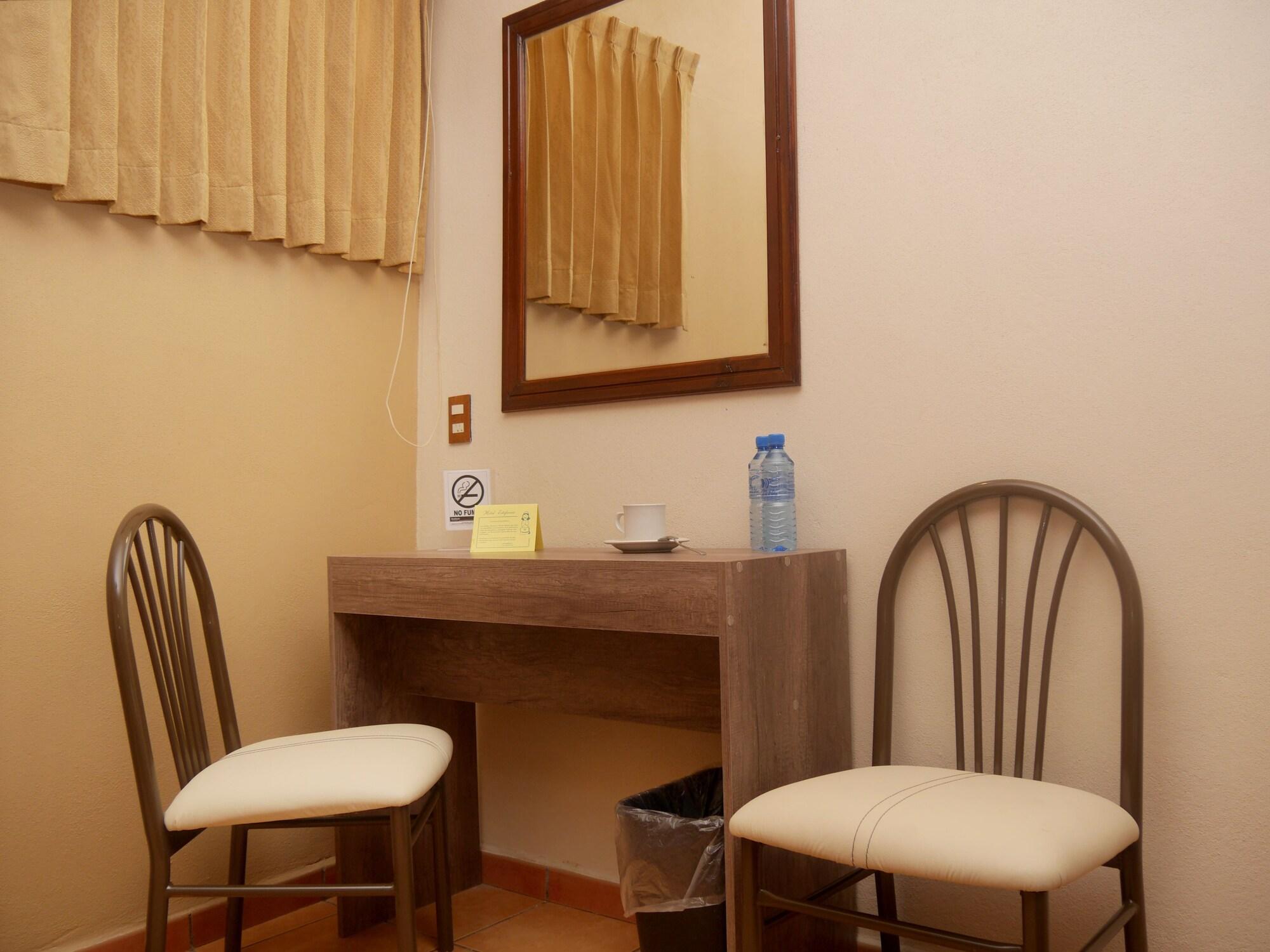 Hotel Estefania Μορέλια Εξωτερικό φωτογραφία