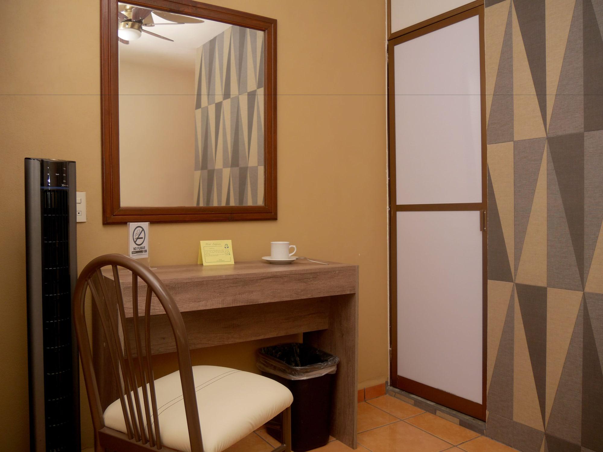 Hotel Estefania Μορέλια Εξωτερικό φωτογραφία