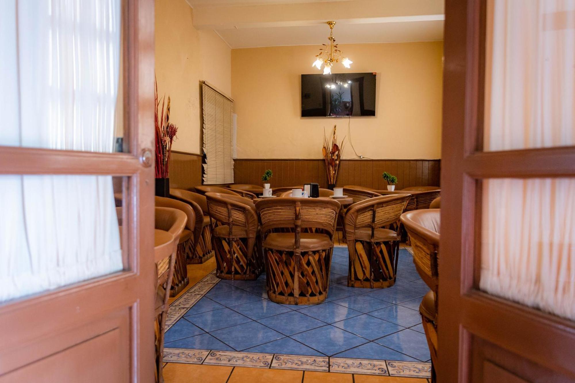 Hotel Estefania Μορέλια Εξωτερικό φωτογραφία