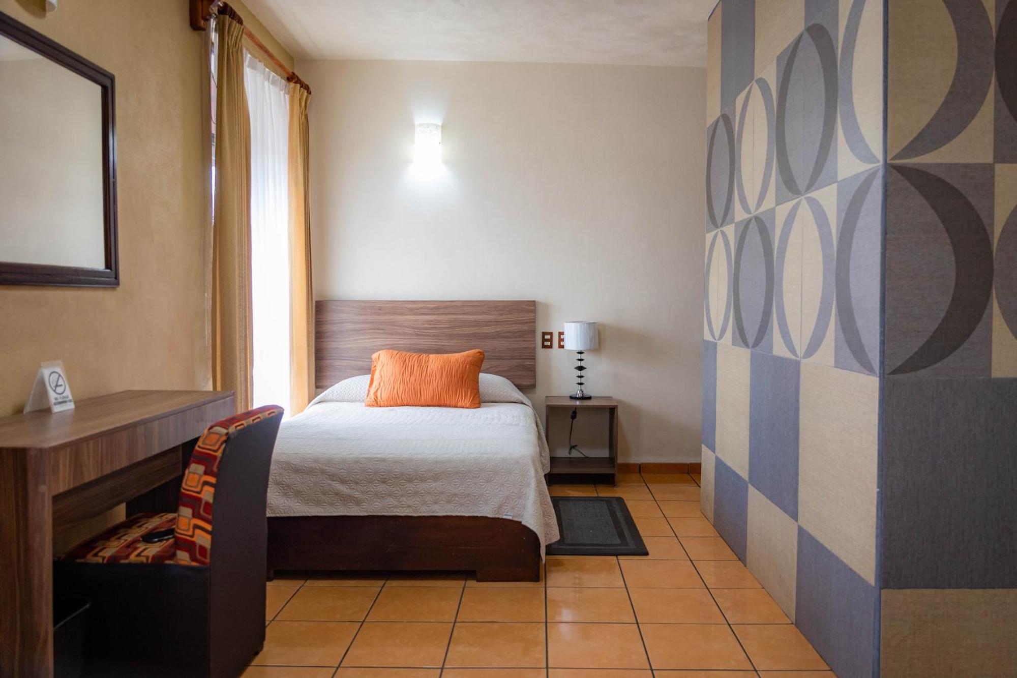 Hotel Estefania Μορέλια Εξωτερικό φωτογραφία