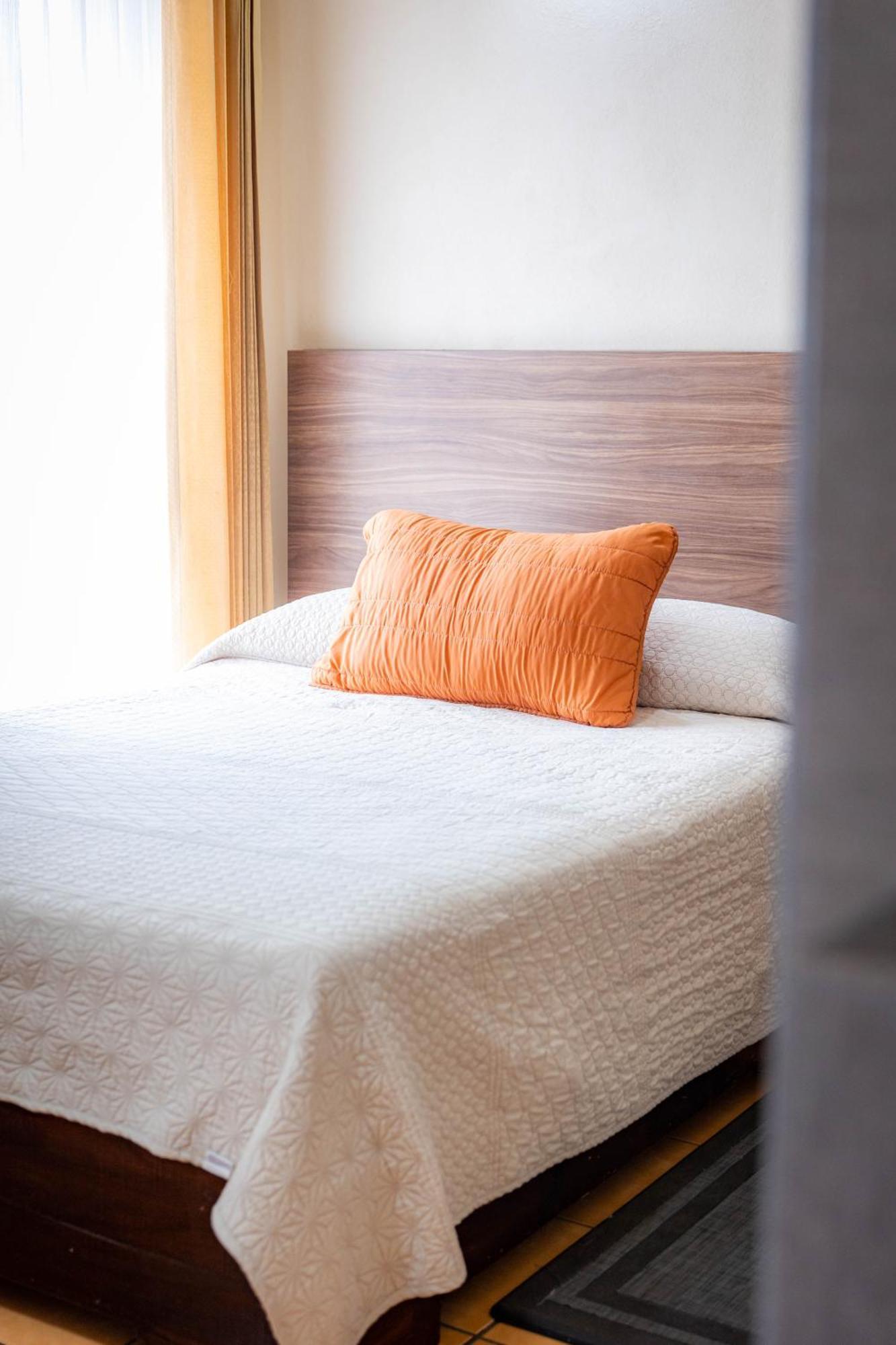 Hotel Estefania Μορέλια Εξωτερικό φωτογραφία