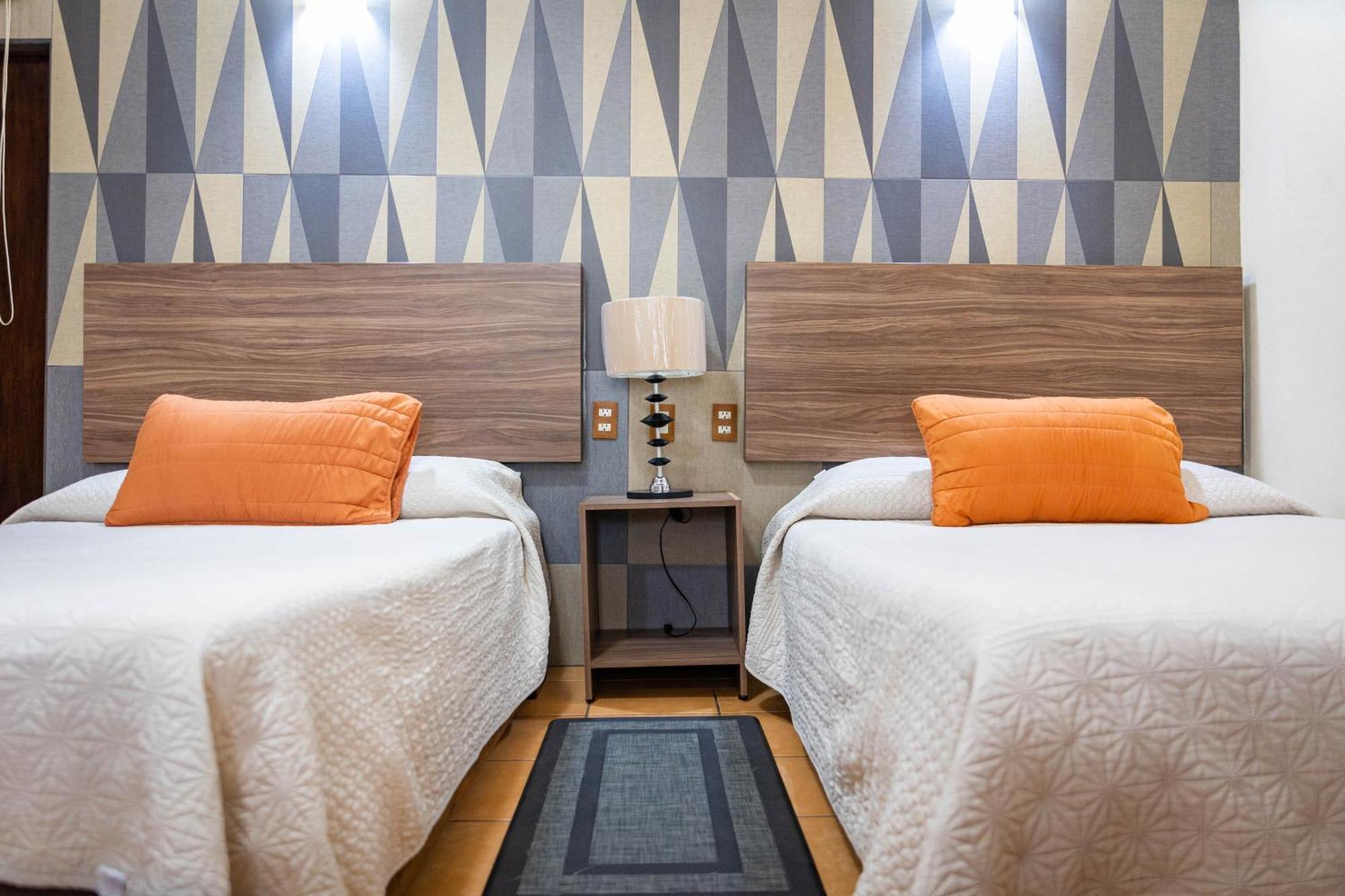 Hotel Estefania Μορέλια Εξωτερικό φωτογραφία
