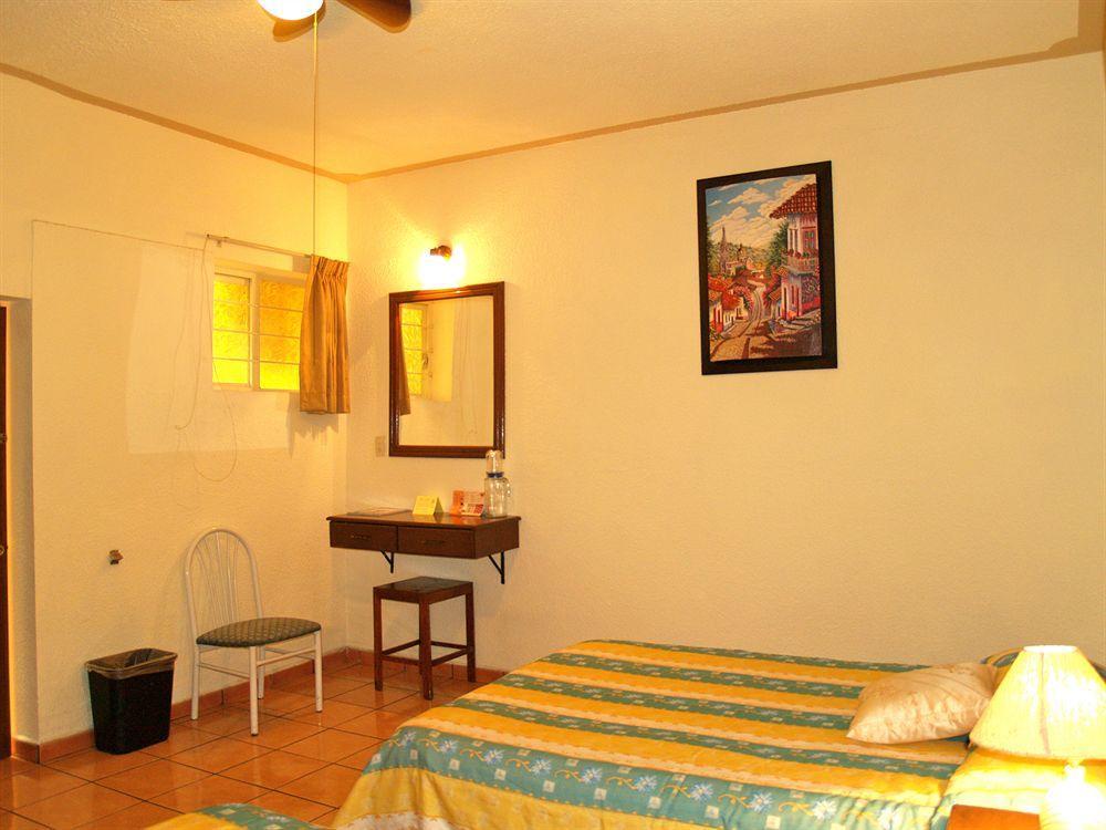 Hotel Estefania Μορέλια Εξωτερικό φωτογραφία